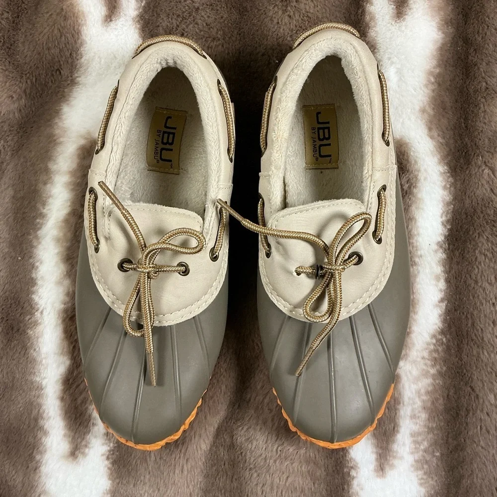 JBU Women’s Gray and Tan Shoes, Sz 7.5